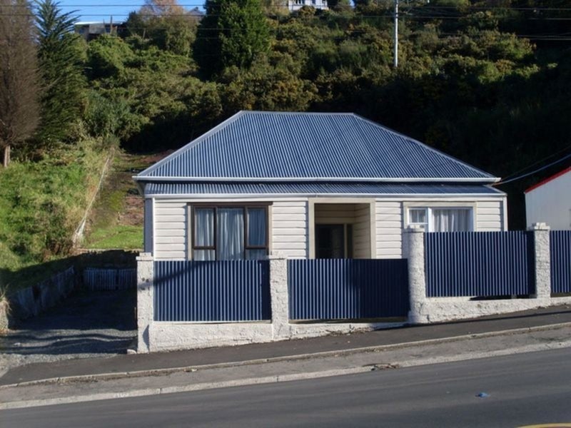 98 Glen Road, The Glen, Dunedin - Carousel 1
