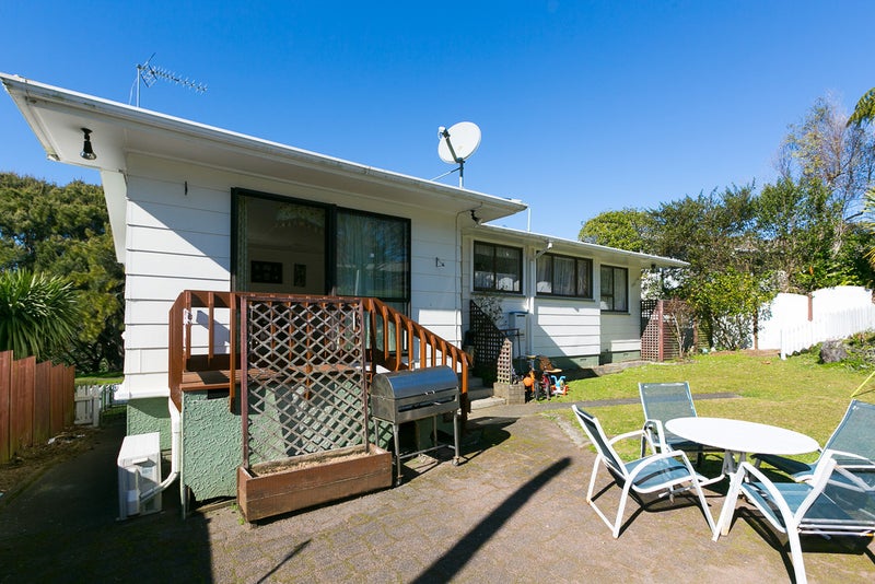 118 Pembroke Street, Westown, New Plymouth - Carousel 1
