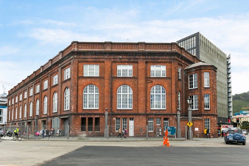 3.09/28 Waterloo Quay, Pipitea, Wellington - Carousel 1