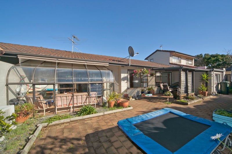 2/24 Turama Road, Royal Oak, Auckland - Carousel 2