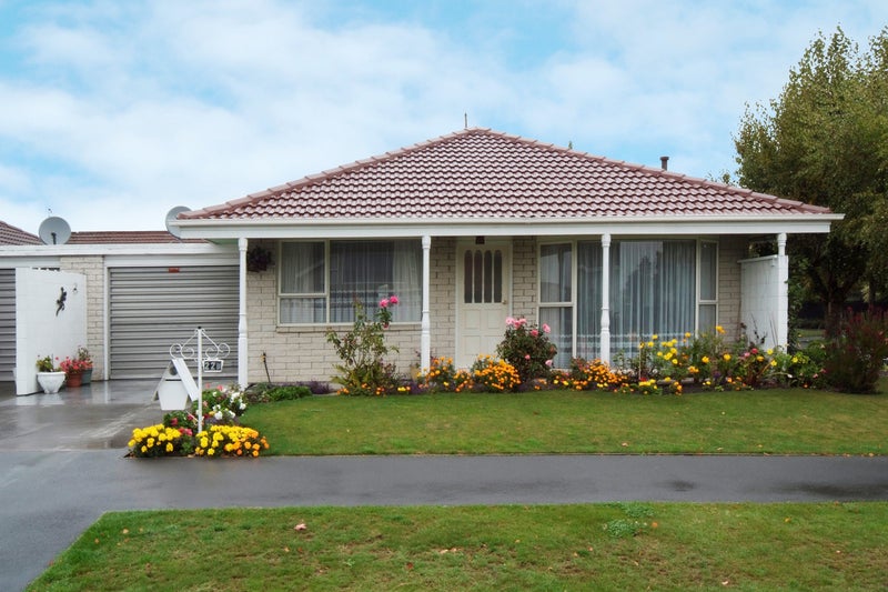 2/22 Salford Avenue, Redwood, Christchurch - Carousel 13