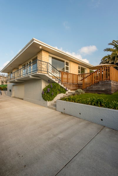 260 Cannon Hill Crescent, Mount Pleasant, Christchurch - Carousel 26