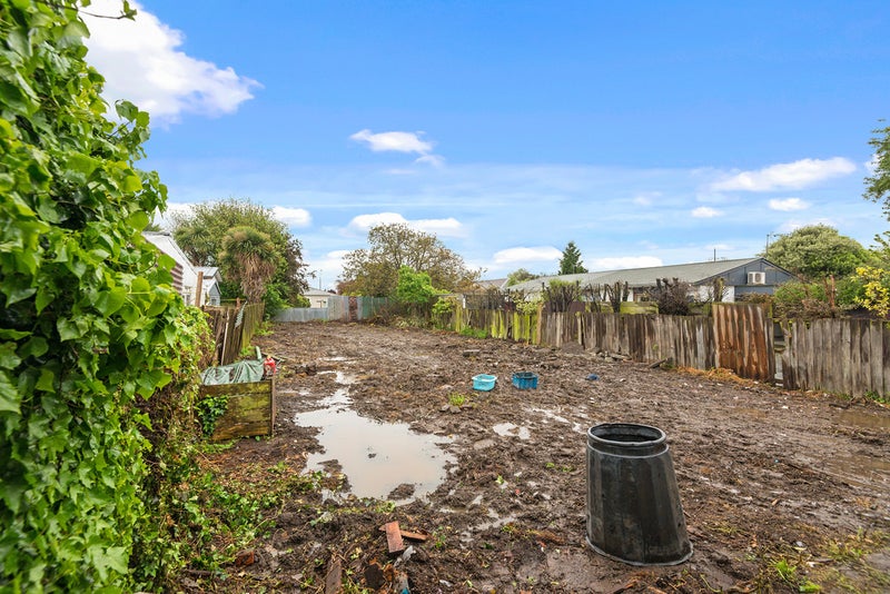 7 Frederick Street, Waltham, Christchurch - Carousel 10