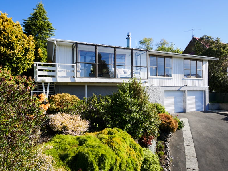 7 Netherby Street, Kenmure, Dunedin - Carousel 1