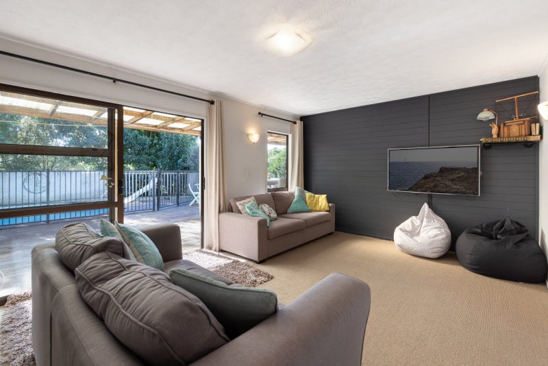 18 Resolution Road, Welcome Bay, Tauranga - Carousel 2