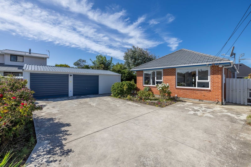 393 Pine Avenue, South New Brighton, Christchurch - Carousel 1