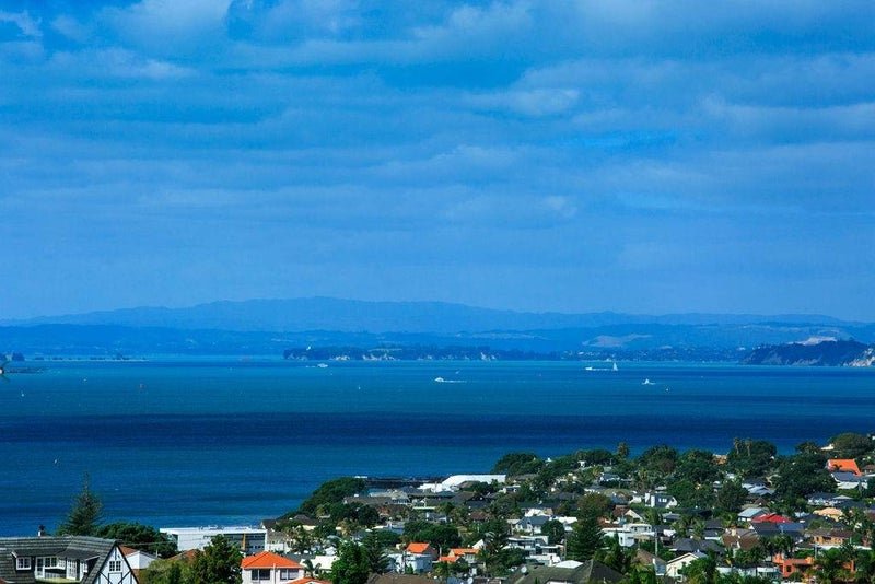 3A Castor Bay Road, Castor Bay, Auckland - Carousel 2