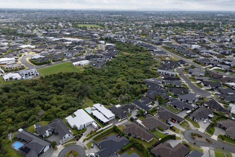 24 Wisteria Place, Flagstaff, Hamilton - Carousel 35