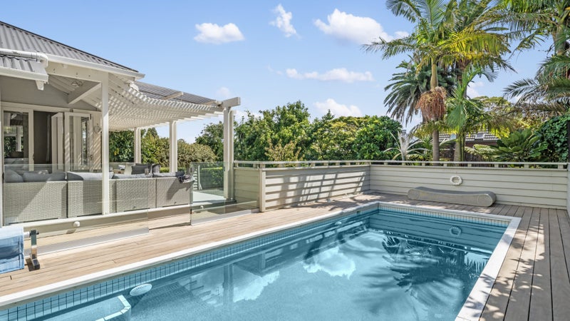 7 Rotomahana Terrace, Remuera, Auckland - Carousel 1