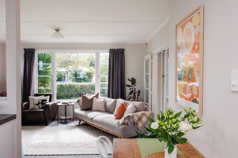 19 Salisbury Avenue, Terrace End, Palmerston North - Carousel 2