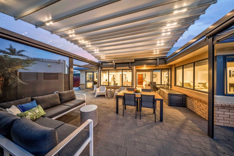 3 Magilligan Close, East Tamaki Heights, Auckland - Carousel 1