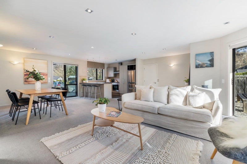 1A Maple Court, Arthurs Point, Queenstown - Carousel 2