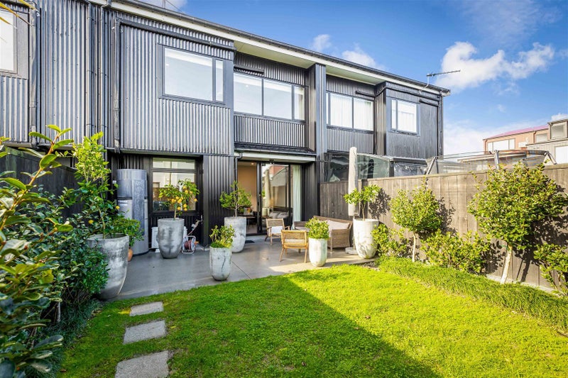 16 Te Aho Matua Road, Hobsonville, Auckland - Carousel 1