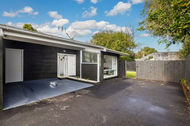 20B Springleigh Avenue, Mount Albert, Auckland - Carousel 11