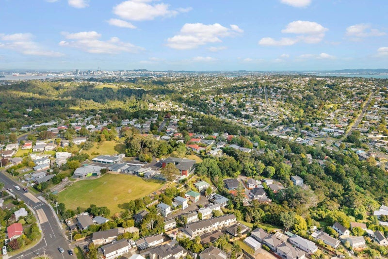74 Seaview Road, Glenfield, Auckland - Carousel 26