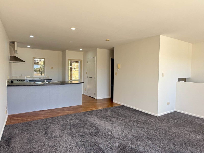 48 Exmouth Road, Northcote, Auckland - Carousel 2