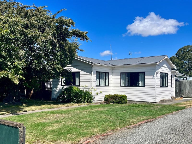 19 Finsbury Street, Islington, Christchurch - Carousel 2