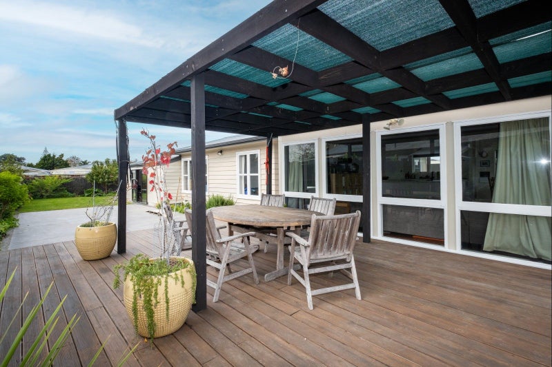 7 Henley Crescent, Pirimai, Napier - Carousel 2