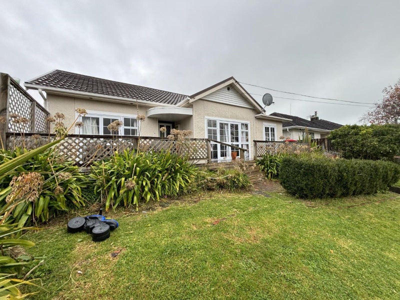 88 Mangorei Road, Strandon, New Plymouth - Carousel 1