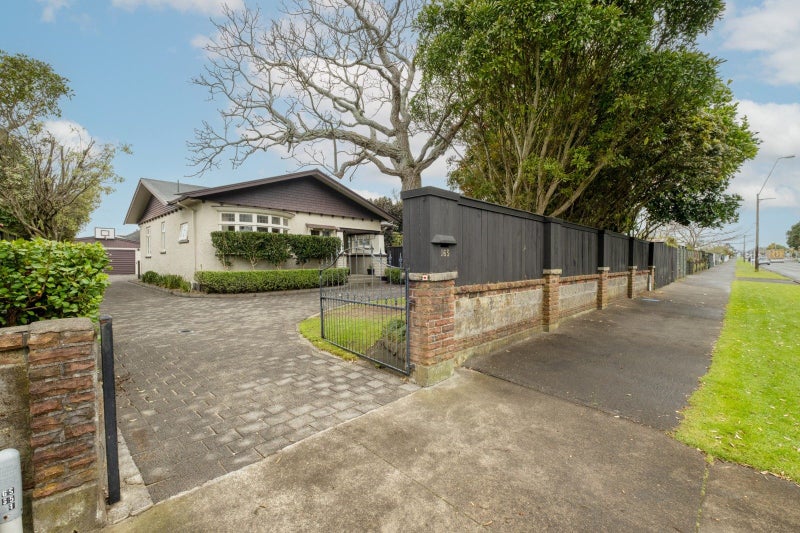 165 Coronation Avenue, Welbourn, New Plymouth - Carousel 26