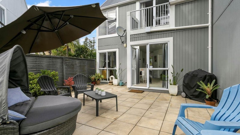 21/33 School Road, Kingsland, Auckland - Carousel 1