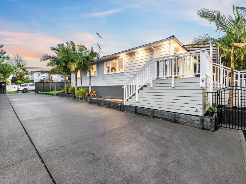 26 Arlette Place, Massey, Auckland - Carousel 2