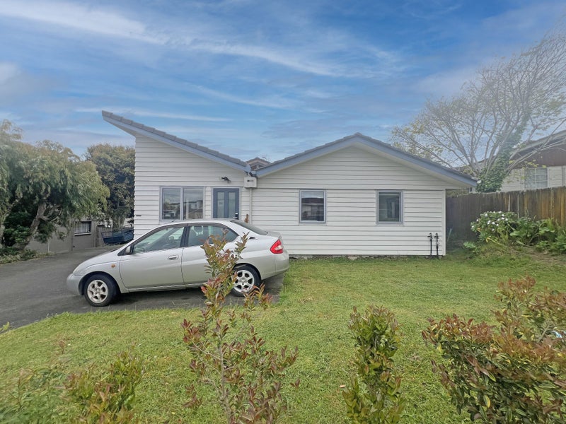 60 Jandell Crescent, Bucklands Beach, Auckland - Carousel 1