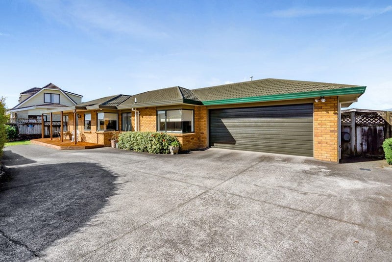 20A Virginia Place, Whalers Gate, New Plymouth - Carousel 1