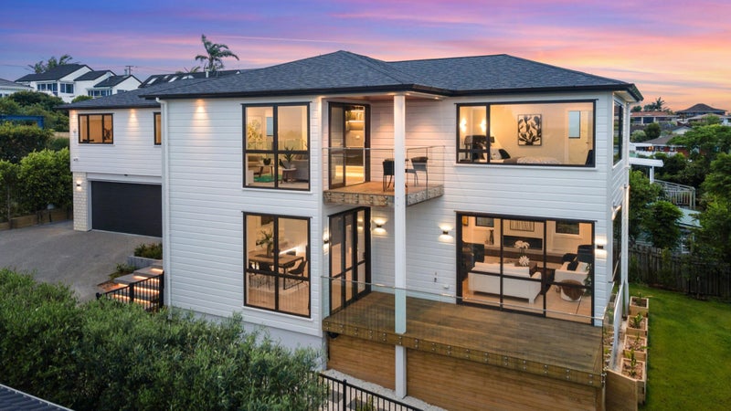 102A Mellons Bay Road, Mellons Bay, Auckland - Carousel 1