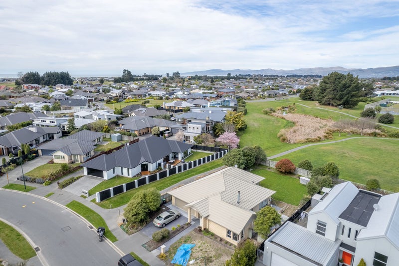 25 Linkwater Way, Parklands, Christchurch - Carousel 2