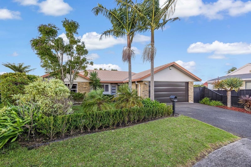 13 Bridgehead Cove, West Harbour, Auckland - Carousel 23