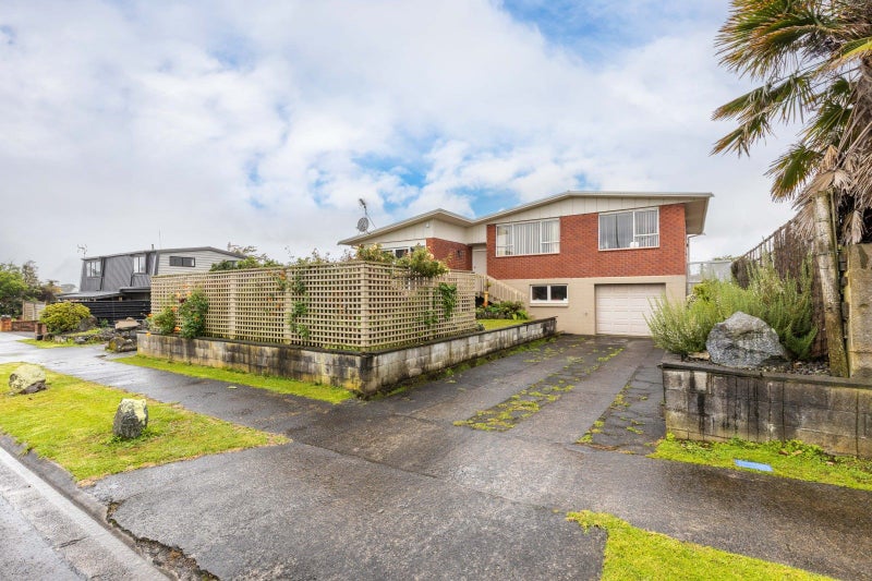 42 Park Lane, Waitara, Waitara - Carousel 1