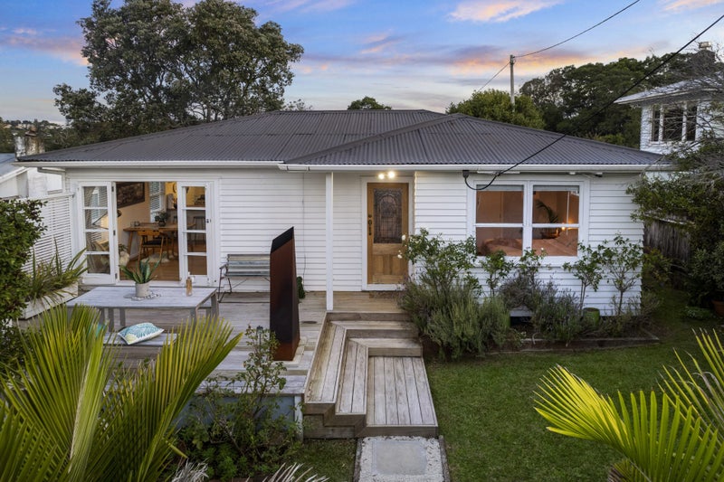 1/21 Fordham Street, Beach Haven, Auckland - Carousel 1