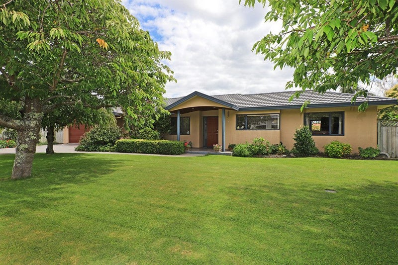 905 Harding Road, Camberley, Hastings - Carousel 1