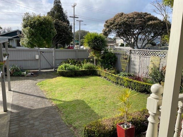 24 Coyle Street, Sandringham, Auckland - Carousel 2