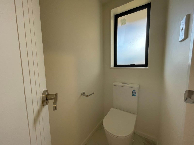 68A Merton Road, Saint Johns, Auckland - Carousel 2