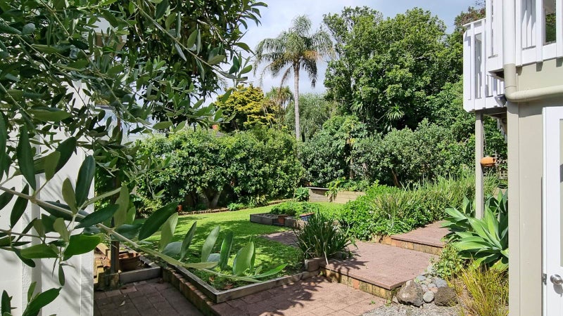 14 Owens Road, Devonport, Auckland - Carousel 38