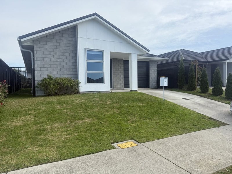 5 Tamapahore Boulevard, Papamoa Beach, Papamoa - Carousel 2