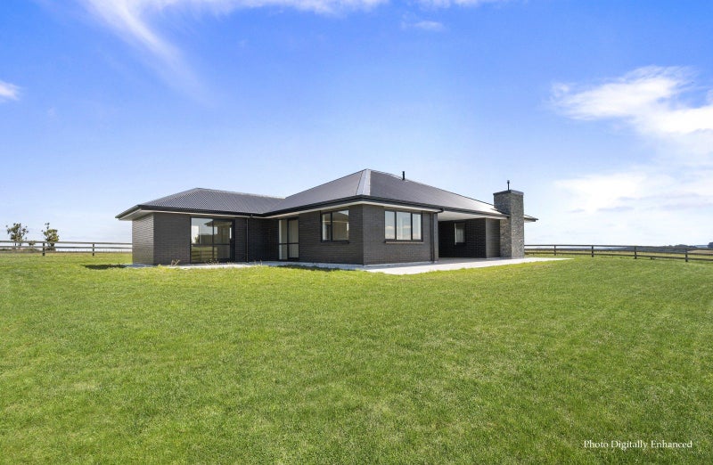 539 Cemetery Road, Sanson, Palmerston North - Carousel 2