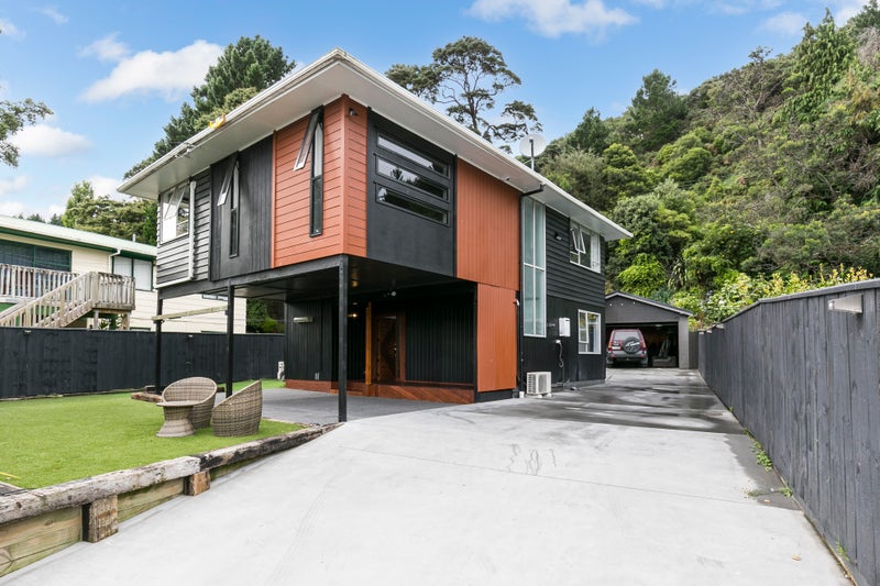 12C Lane Street, Wallaceville, Upper Hutt - Carousel 1