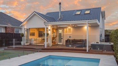 35 Marine Parade, North New Brighton, Christchurch - Carousel 1