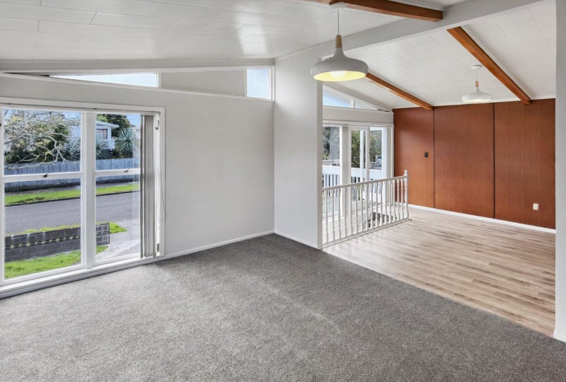 28 Swinburne Street, Blockhouse Bay, Auckland - Carousel 2