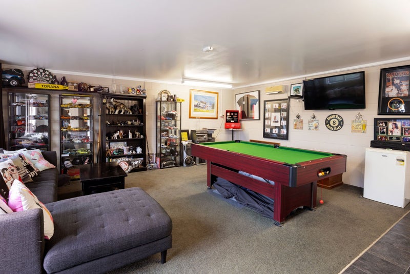 104 Forest Lake Road, Forest Lake, Hamilton - Carousel 40