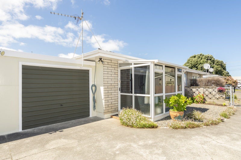 3/234 Heads RD, Gonville, Whanganui - Carousel 1