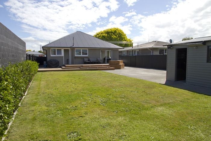 49 Oriana Crescent, Hornby, Christchurch - Carousel 1