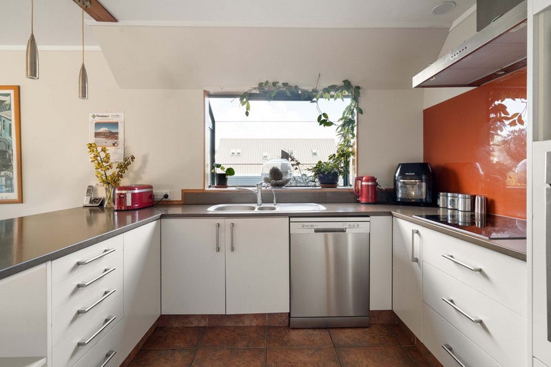 345A Oceanbeach Road, Mount Maunganui, Mount Maunganui - Carousel 2