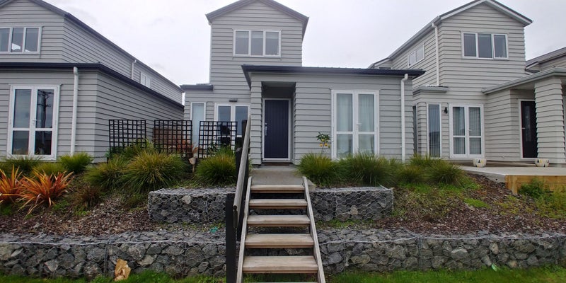 13 Tribute Loop, Takanini, Auckland - Carousel 2