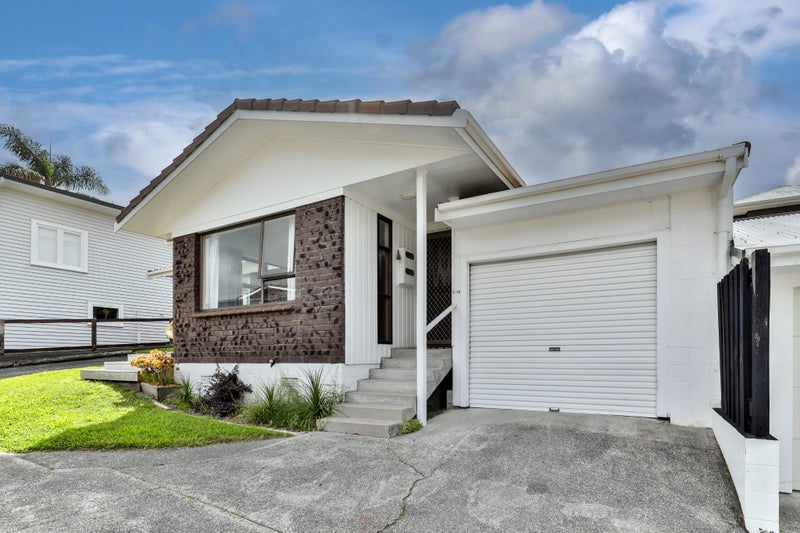 2/58 Fir Street, Waterview, Auckland - Carousel 2