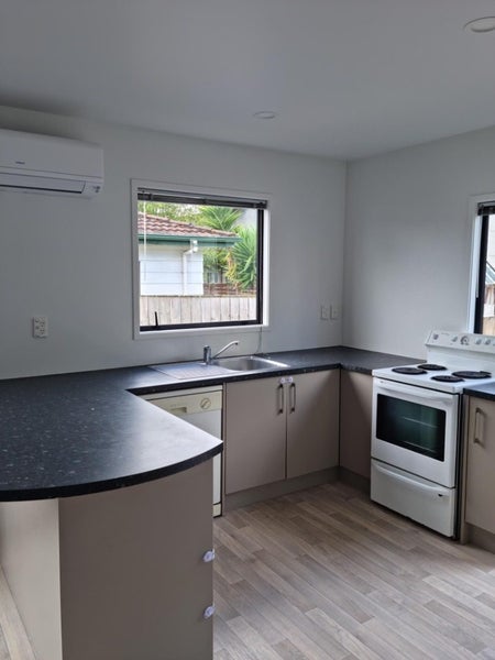 34E York Street, Hamilton East, Hamilton - Carousel 2