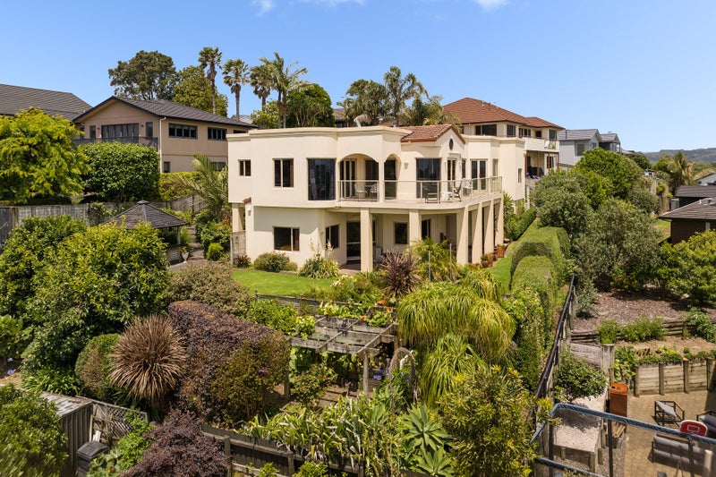 34 La Cumbre Close, Bethlehem, Tauranga - Carousel 1